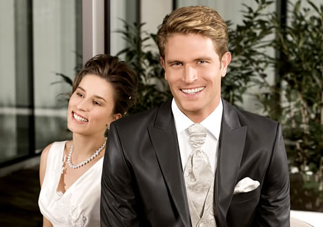 Tipps zum Hochzeitsanzug ~ Herrenmode für den Bräutigam ~ Ratschläge zu Herrenmode und Hochzeitsmode